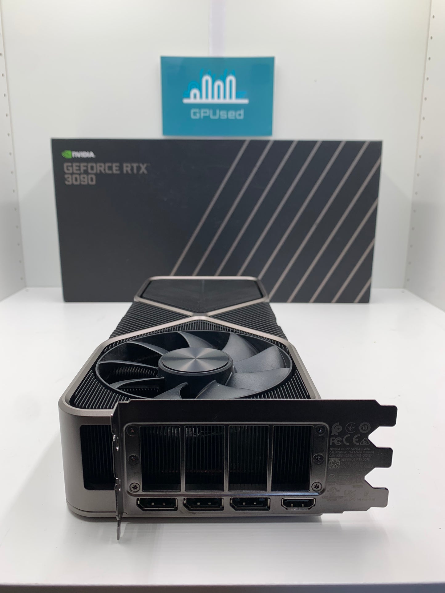 Nvidia GeForce RTX 3090 Founders Edition 24GB GDDR6X - A
