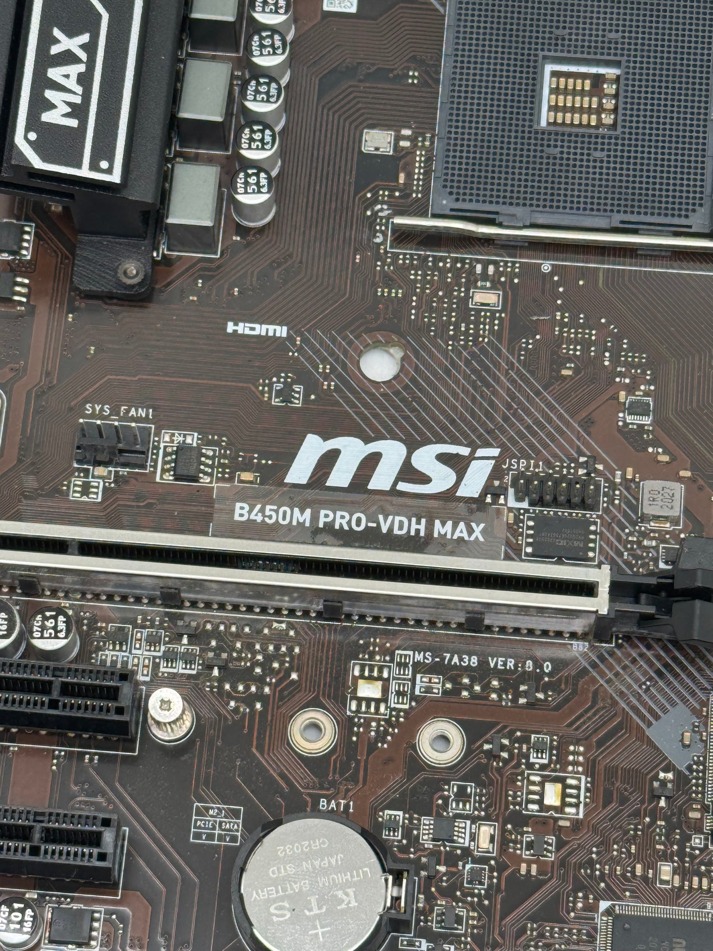 MSI B450M Pro-VDH MAX Micro ATX AMD Socket AM4 Motherboard