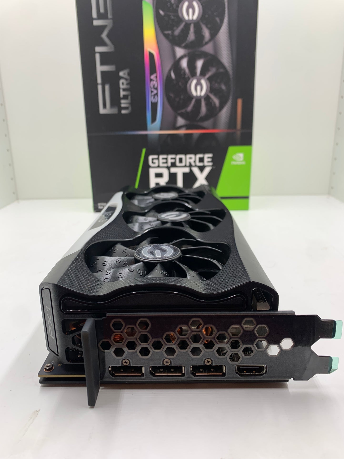 EVGA Nvidia GeForce RTX 3070 Ti FTW3 Ultra 8GB GDDR6X - A