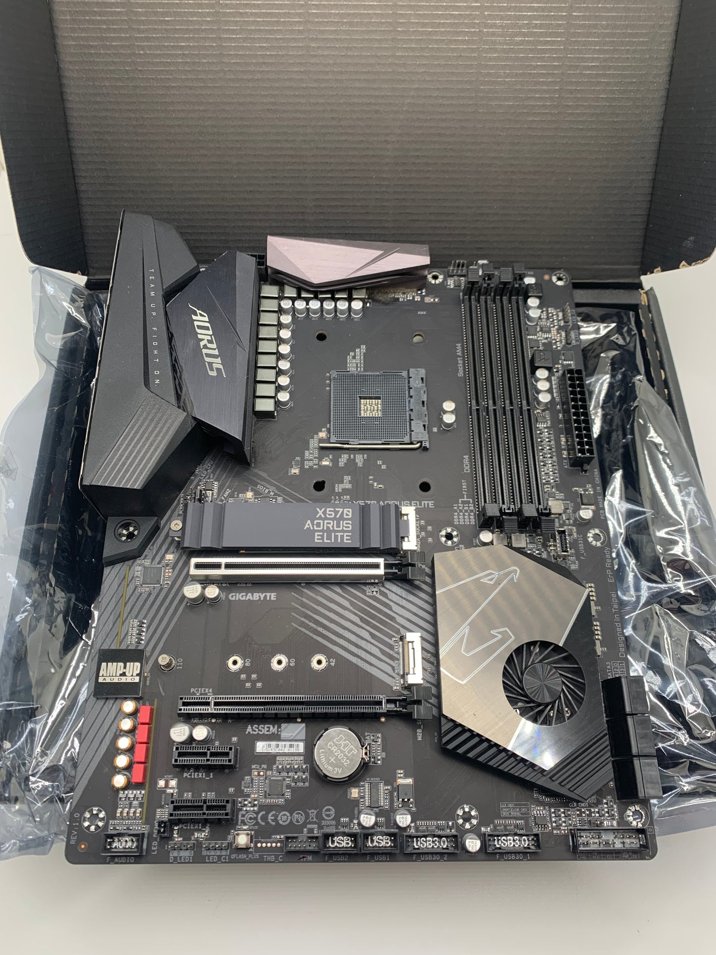 Gigabyte Aorus Elite X570 Gaming ATX AMD Socket AM4 Motherboard