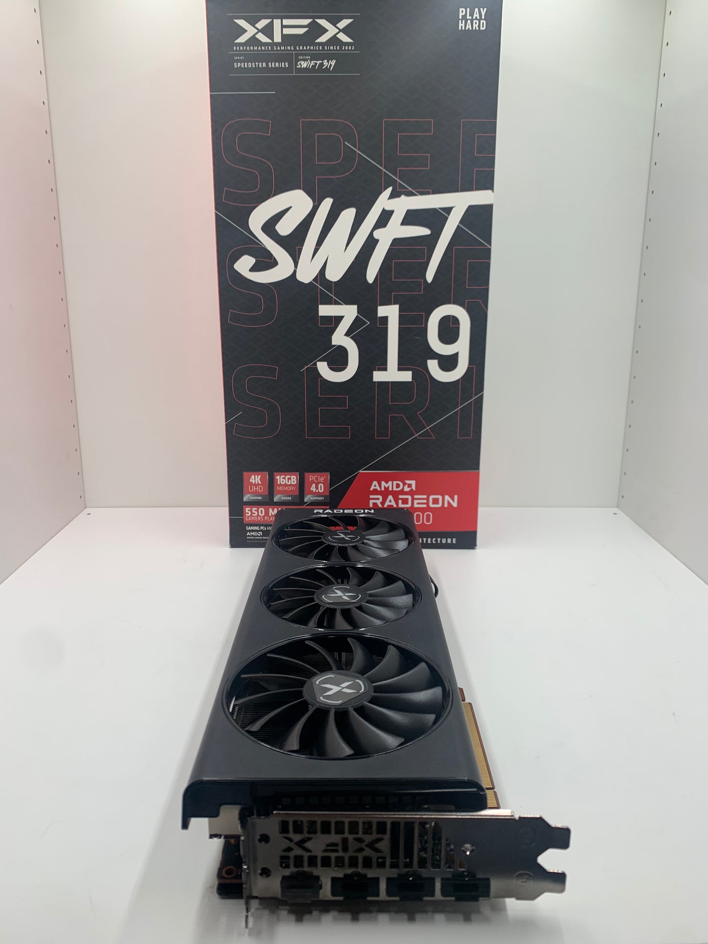 XFX AMD Radeon RX 6800 SWFT 319 16GB GDDR6 - C