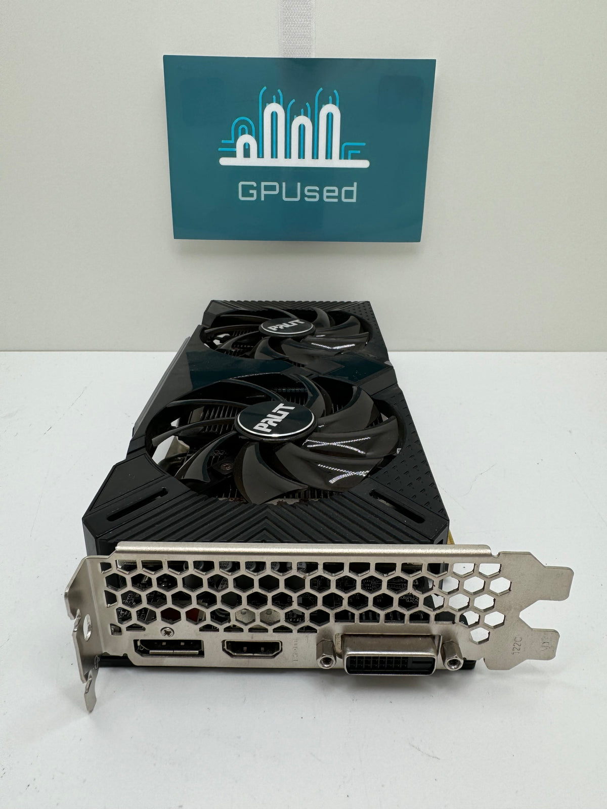 Palit Nvidia GeForce RTX 2060 Dual 6GB GDDR6 — product photograph 4 of 5