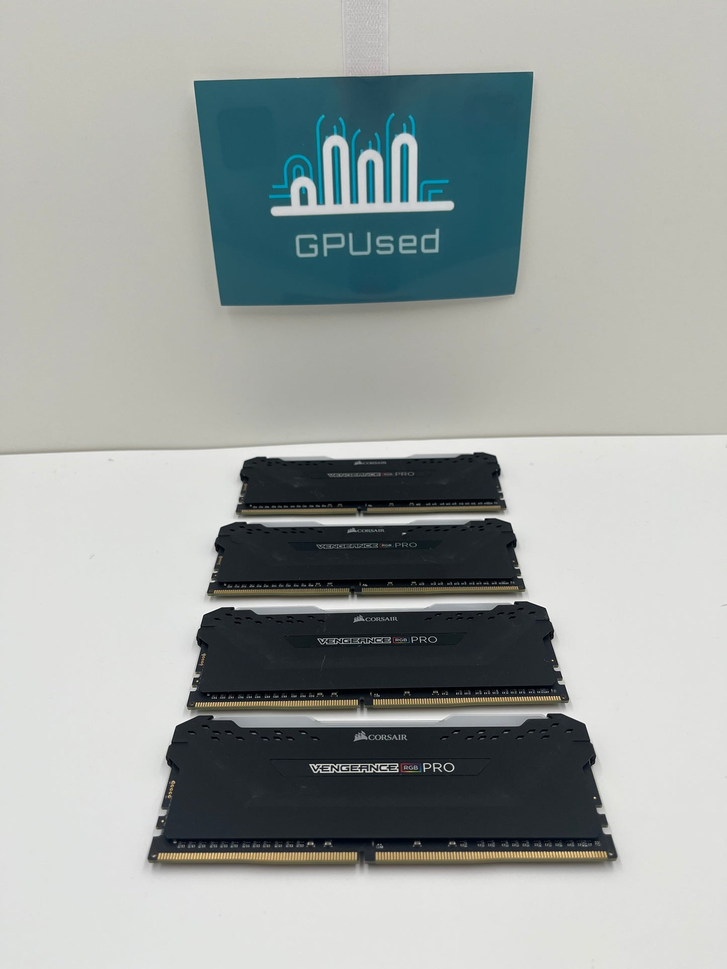 32GB (4x8GB) Corsair Vengeance Pro RGB 3200MHz DDR4 RAM
