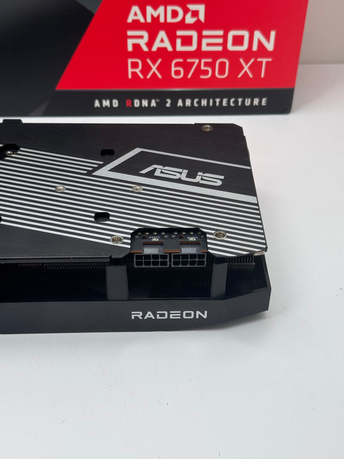 „ASUS AMD Radeon RX 6750 XT Dual“ 12 GB GDDR6 - A