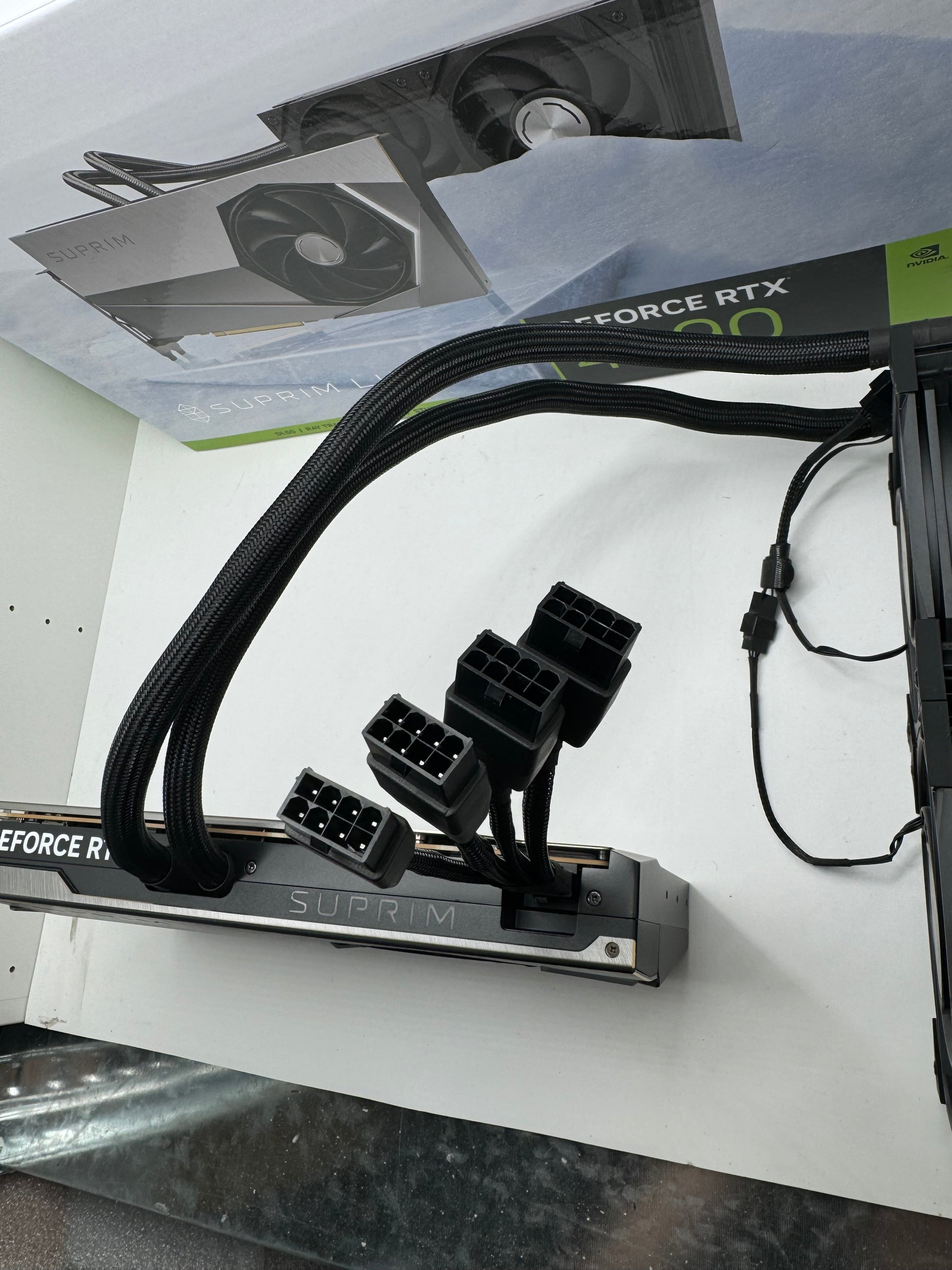 MSI Nvidia GeForce RTX 4090 Suprim Liquid 24GB GDDR6X - A