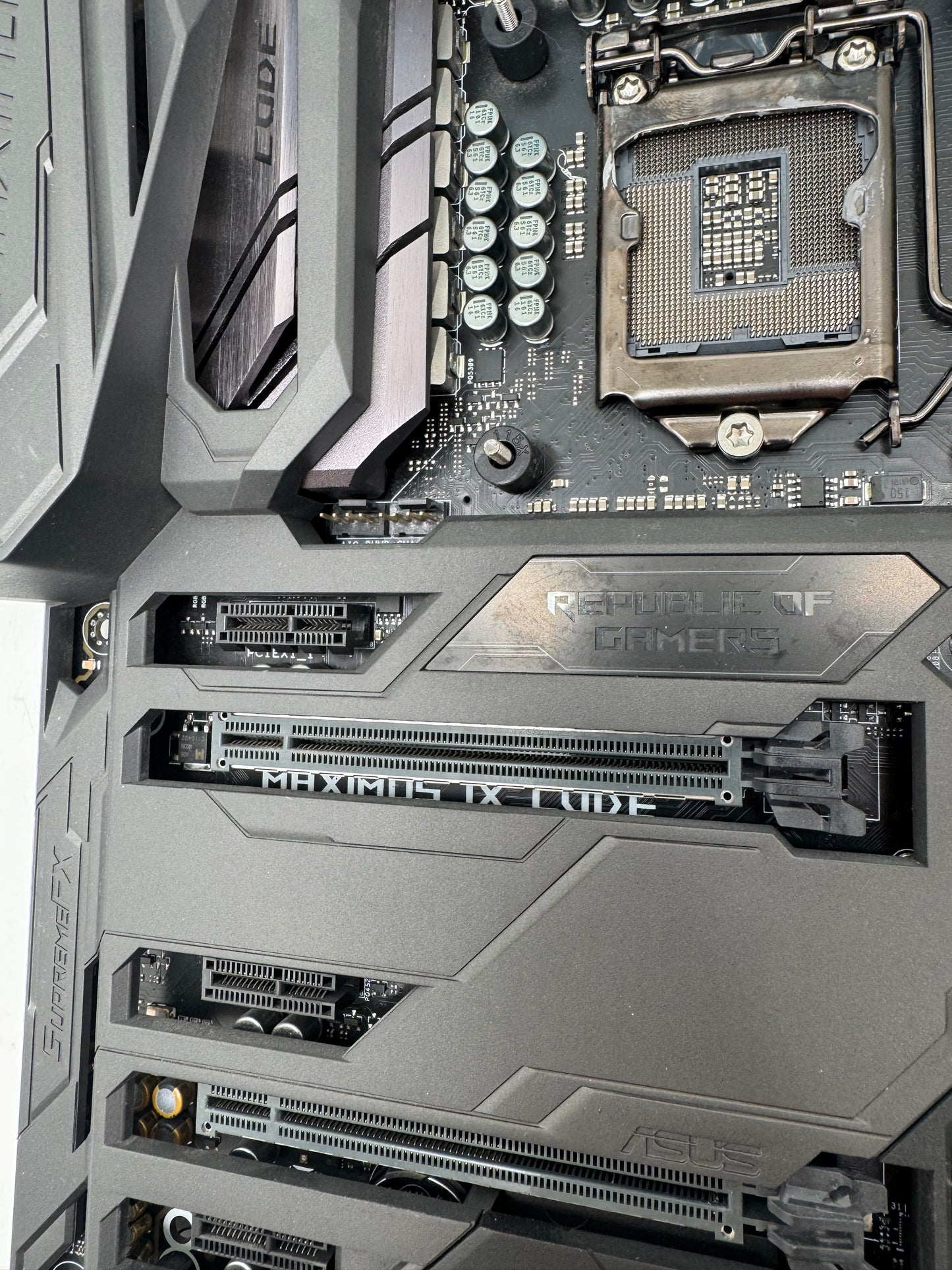 ASUS ROG Maximus IX Code ATX Intel Socket 1151 Motherboard