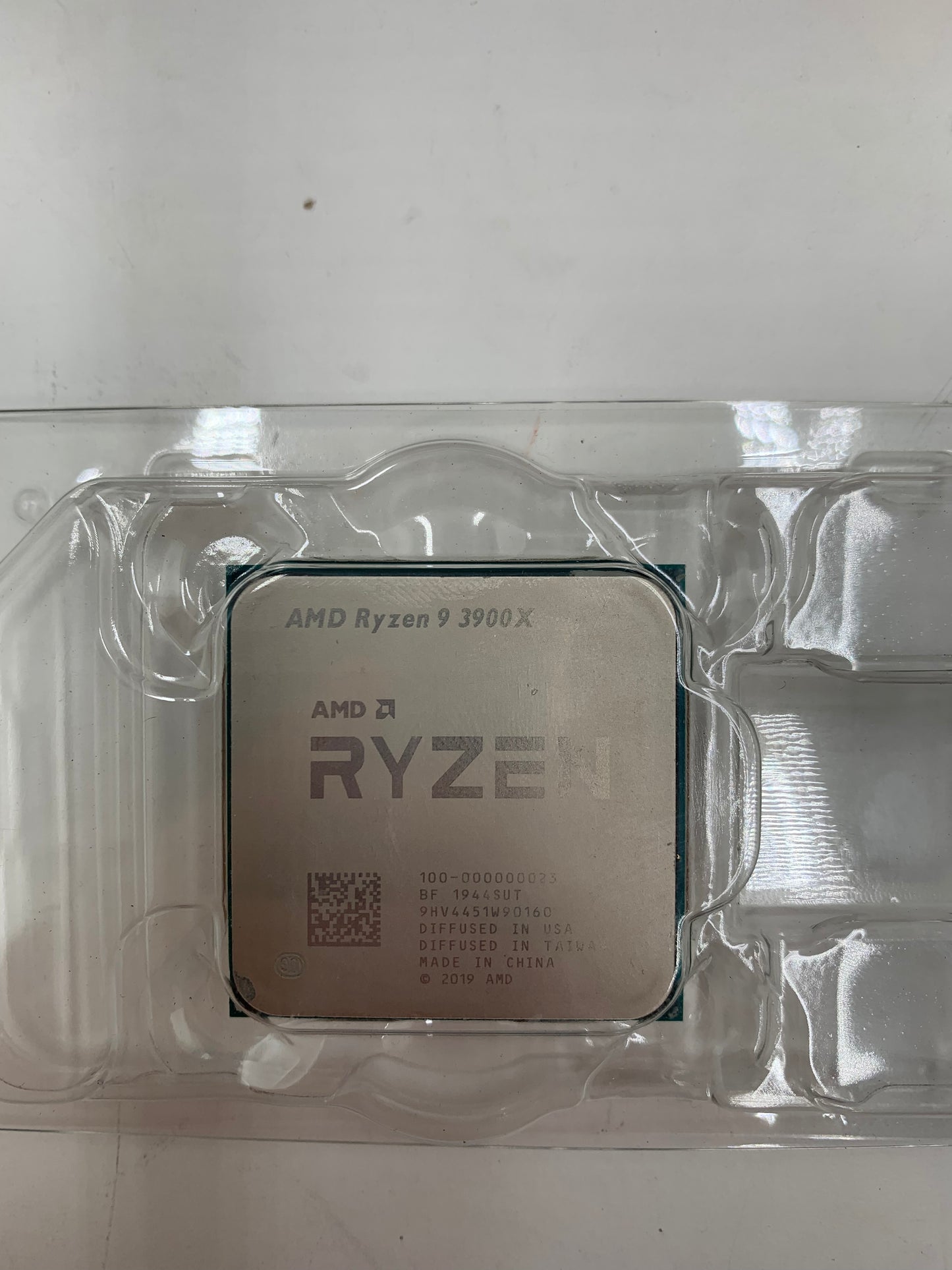 AMD Ryzen 9 3900X Processor CPU