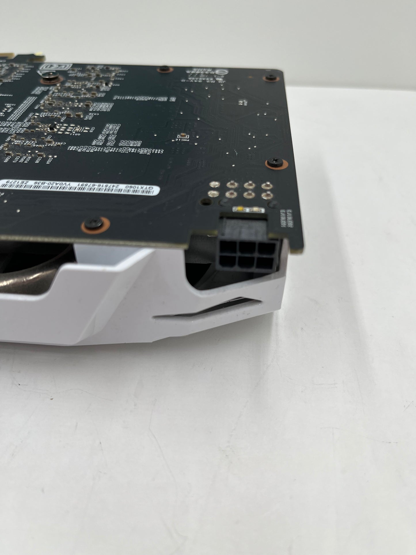 ASUS Nvidia GeForce GTX 1060 Dual White 6GB GDDR5 - A